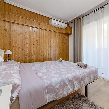 Apartment целиком, отличная студия, в 3 мин от пляжа 230 м,торревьеха в 3 мин от пляжа 230 м, торревьеха
